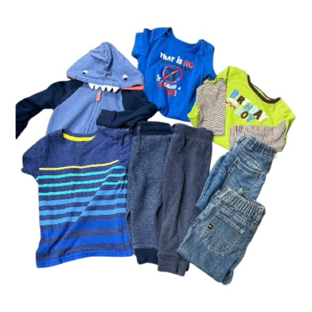 Carter’s & More - EC - 8 Piece Kids Clothing Bundle with Blue and Green Tops